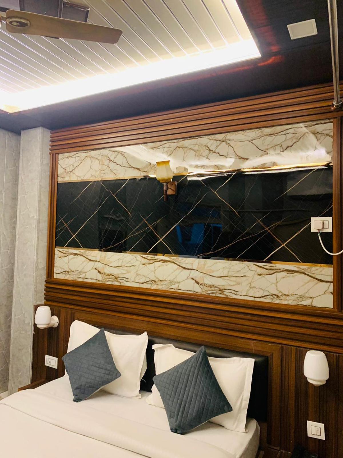 The For U - A Luxury Stay Rishikesh Exterior photo